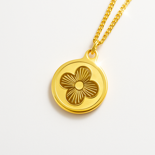 Elizabeth | Clover Coin Pendant Necklace - 18K Gold Plated Four-Leaf Waterproof Chain