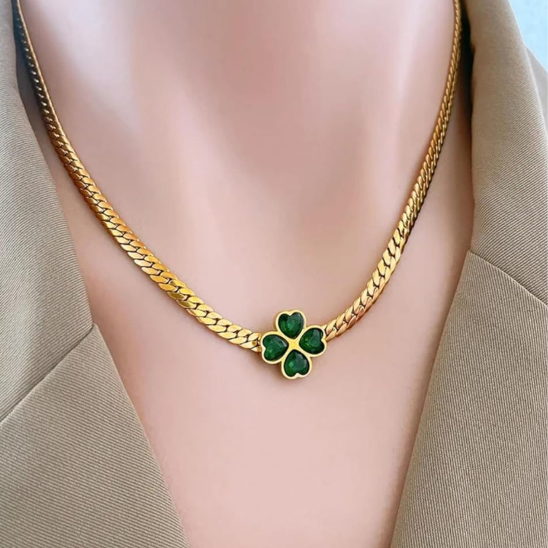 Rivelle | Gold-Plated Four-Leaf Clover Cuban Necklace with Green Zircons