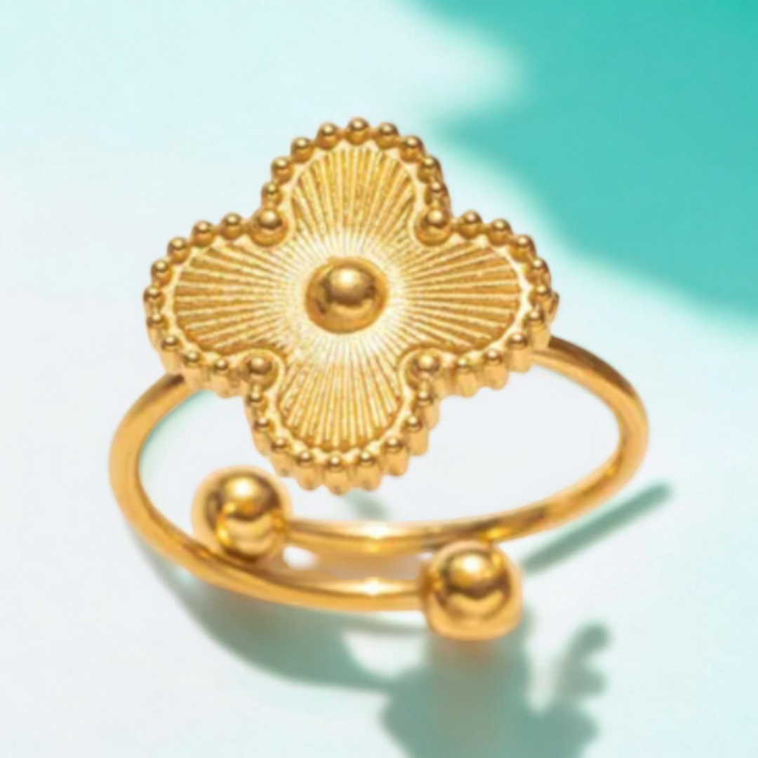 Eva | Gold Plated 4-Leaf Clover Flower Ring