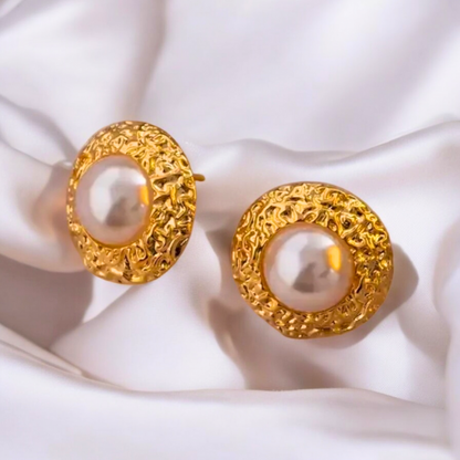 Nerina | Gold Plated Pearl Round Nest Stud Earrings