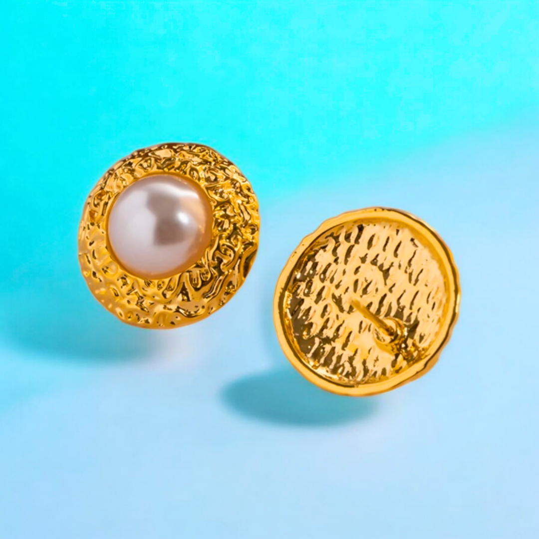 Nerina | Gold Plated Pearl Round Nest Stud Earrings