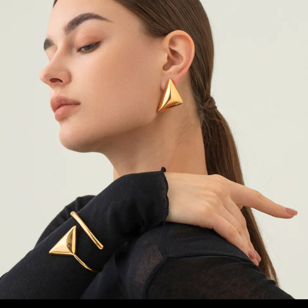 Catriona | Gold Plated 3D Triangle Stud Earrings