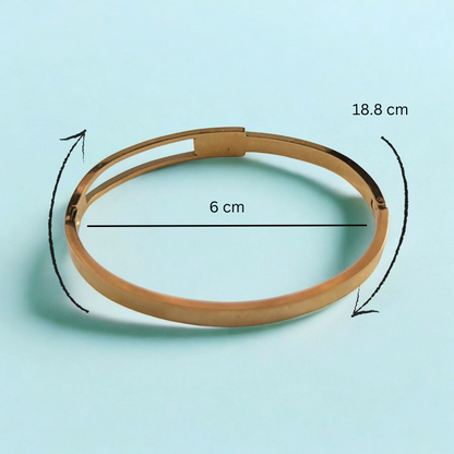 Carina | Gold-Plated Zircon Embedded Hollow Cuff Bangle