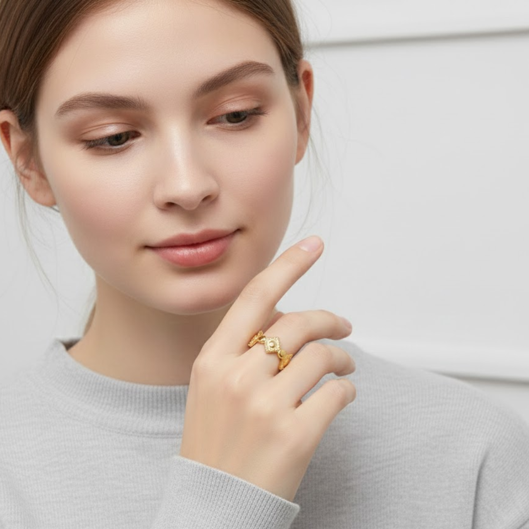 Poppy | Gold Plated Rhombus Resizable Ring