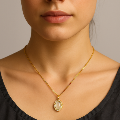 Freya | Gold (18K) Plated Oval White Shell Zircon Pendant Waterproof Necklace