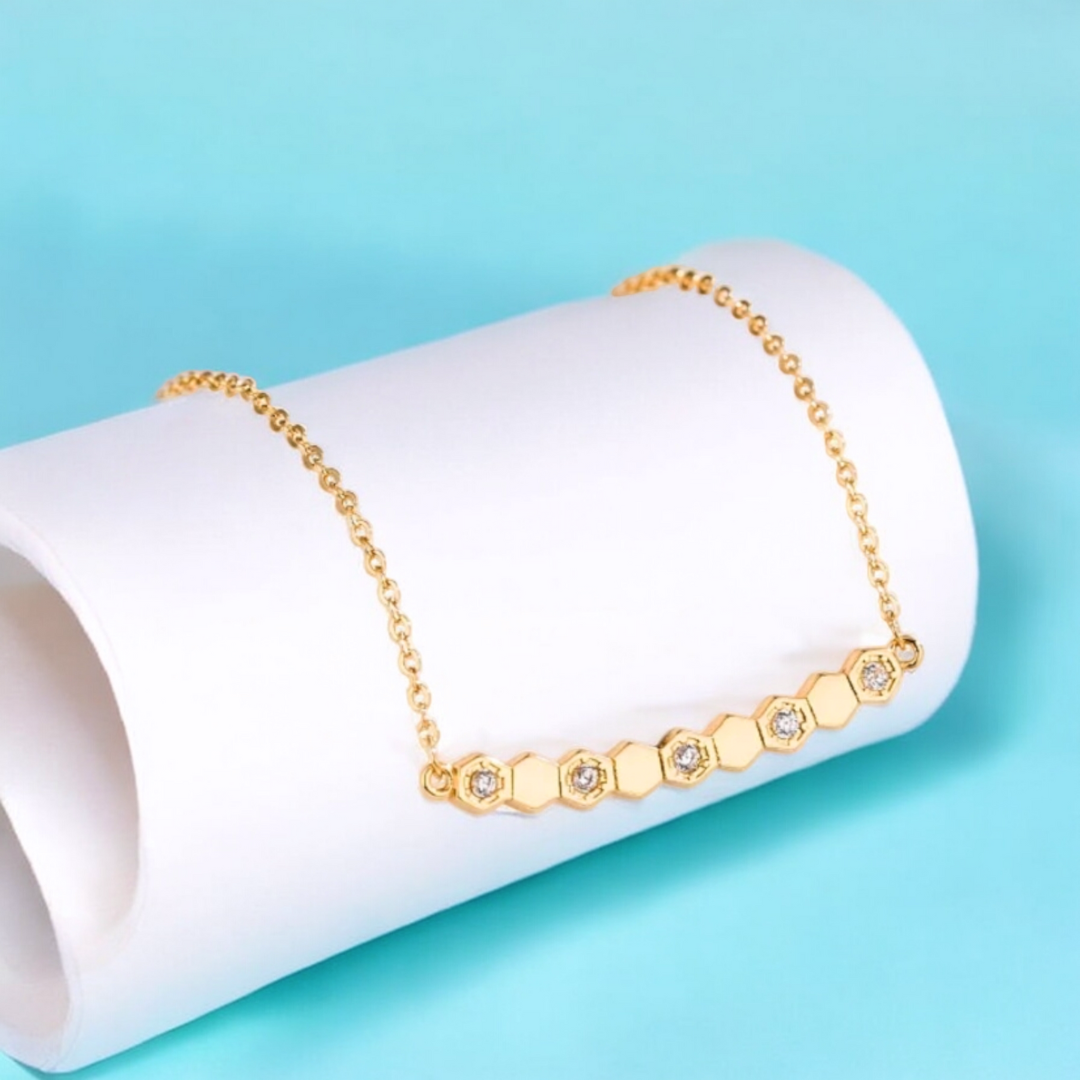 No tarnish, waterproof Beth Honeycomb Necklace. Jooelri London's 18K gold & rose gold plated stainless steel, gym-proof, stylish. Free shipping!