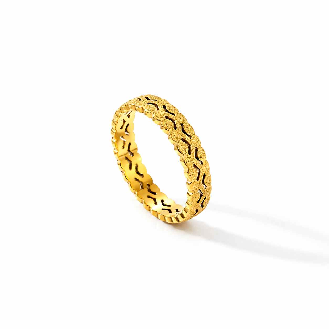 Zyre | Gold Plated Sculpted Lace Band Ring