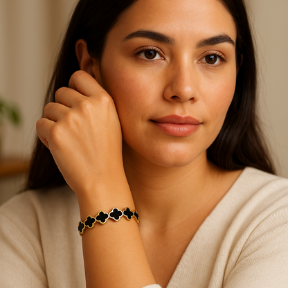 Aida | Gold Plated Shell Filled Clover Bracelet Bangle