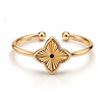Eva | Gold Plated Textured Four-Leaf Clover Ring