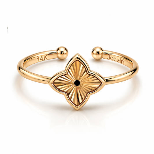 Eva | Gold Plated Textured Four-Leaf Clover Ring