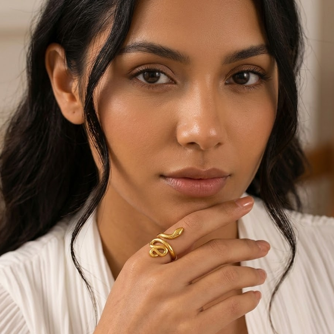 Maelle | Gold-Plated Snake Charm Resizable Ring