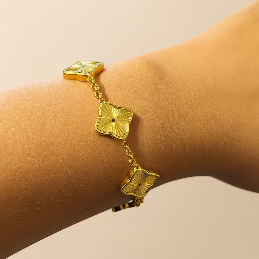 Clover Bracelet - 18K Gold Plated Waterproof Textured Clover Jewellery