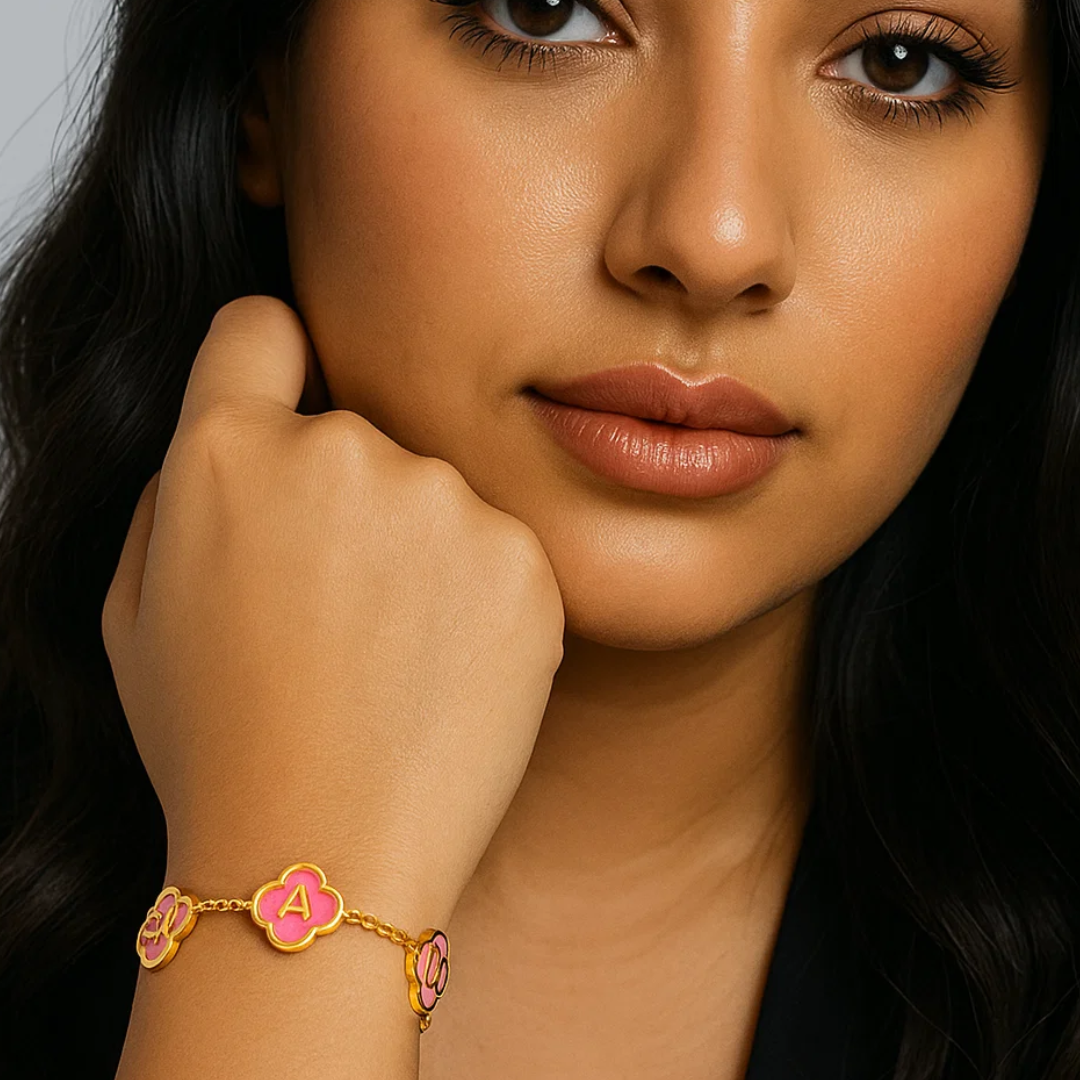 Jodie Clover Bracelet - Personalised Clover Name Bracelet, 18K Gold Plated Waterproof Clover Jewellery Christmas Gift