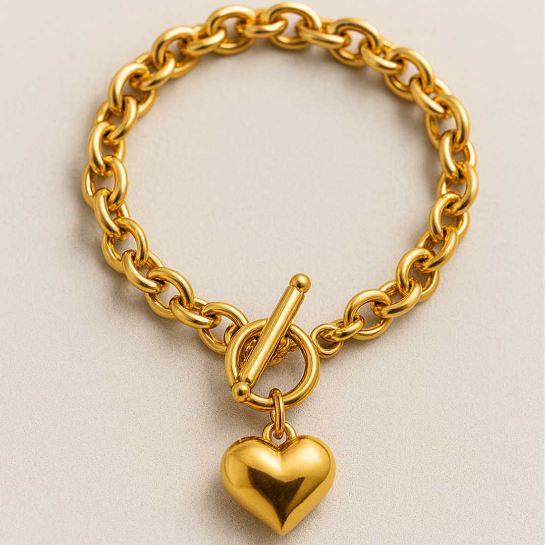 Luna | 18K Gold-Plated Solid Heart Charm OT Buckle Chunky Bracelet