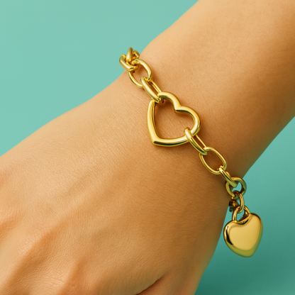 Venelle | 18K Gold-Plated Heart Charm Chunky Bracelet