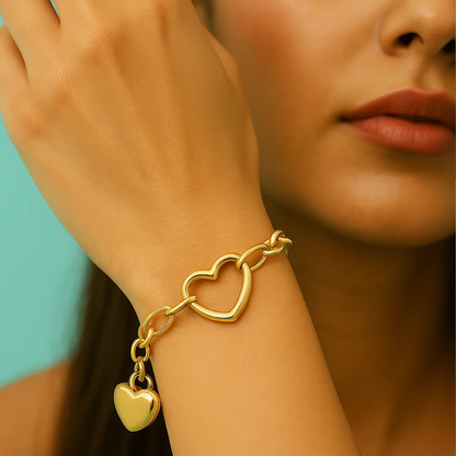 Venelle | 18K Gold-Plated Heart Charm Chunky Bracelet