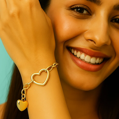 Venelle | 18K Gold-Plated Heart Charm Chunky Bracelet