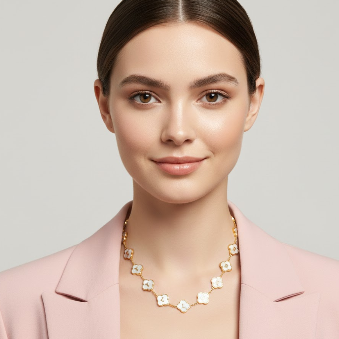 Greta Personalised Clover Name Necklace - 18K Gold Plated Four-Leaf Pendant Waterproof