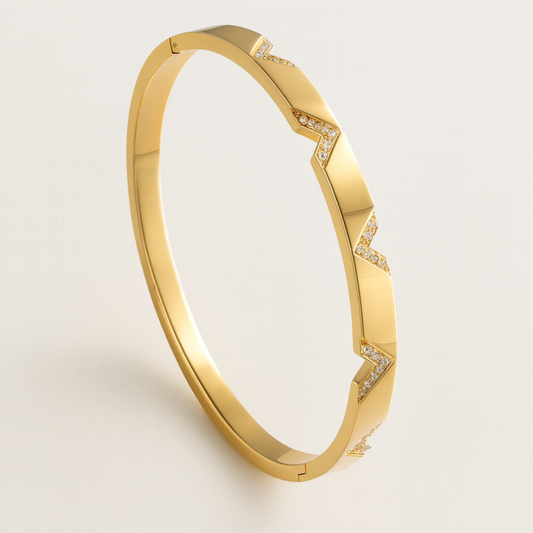 Vida | V-Cut Gold Plated Bracelet Bangle with Zircons