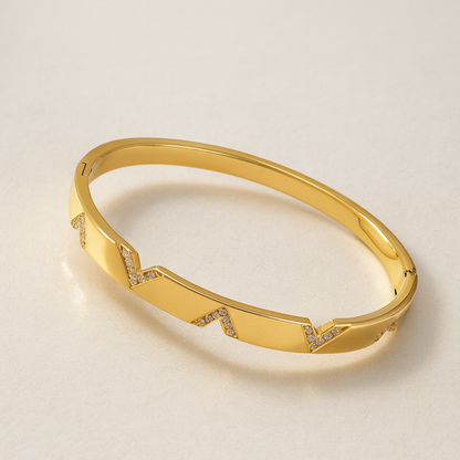 Vida | V-Cut Gold Plated Bracelet Bangle with Zircons