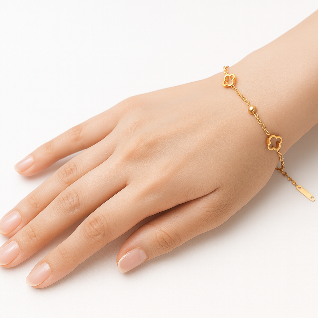 Gifting Set - Gold (18K) Plated Four-Leaf Clover Necklace and Bracelet