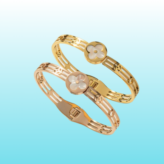 Meryll | Gold Plated Shell Filled Four-Leaf Clover Bangle Bracelet