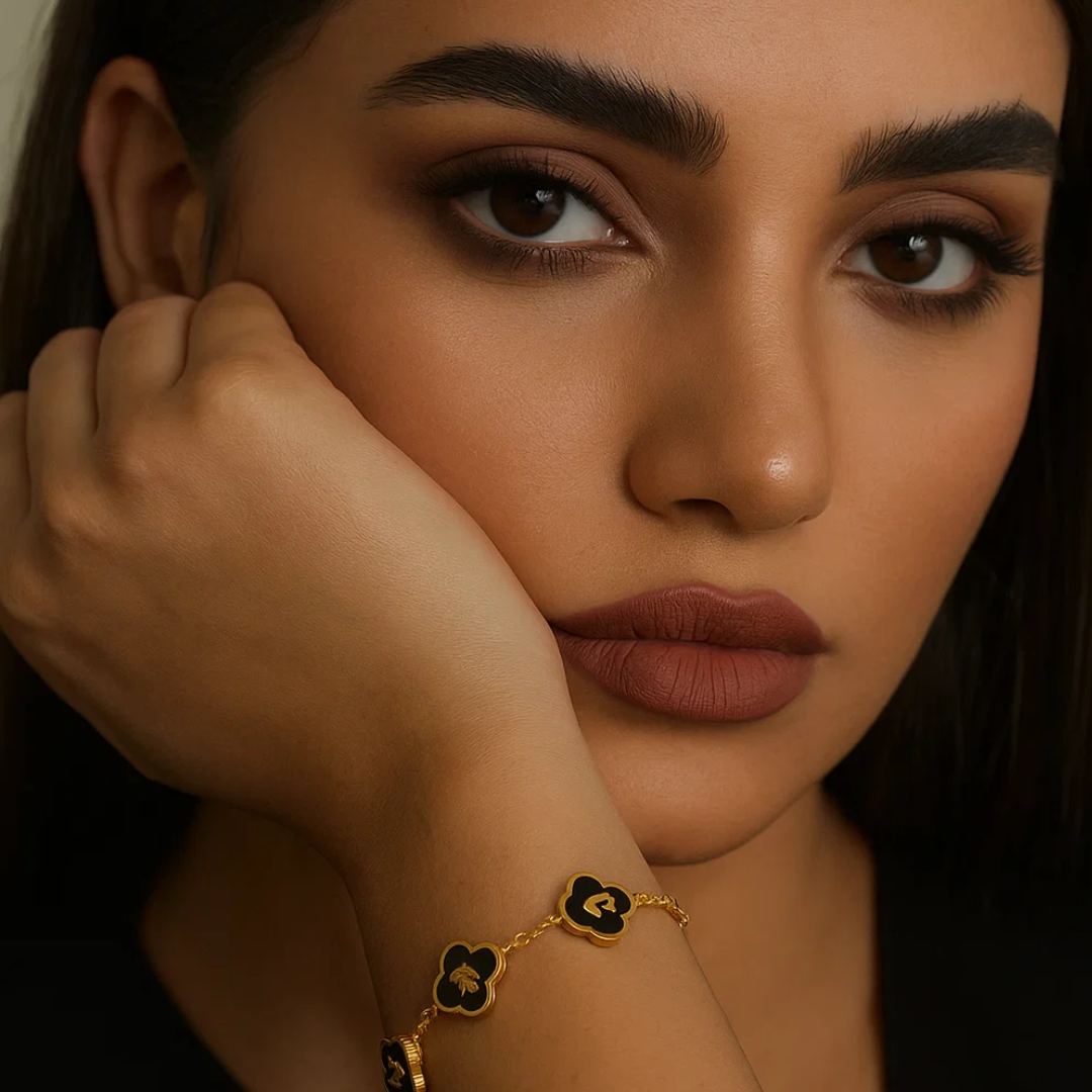 Khiara Clover Bracelet - Personalised Clover Name Bracelet, 18K Gold Plated Waterproof Clover Jewellery Christmas Gift