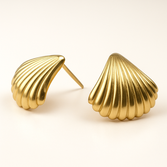 Lixie | 18K Gold-Plated Ribbed Sea Shell Waterproof Stud Earrings