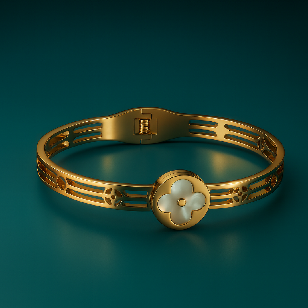 Meryll | Gold Plated Shell Filled Four-Leaf Clover Bangle Bracelet