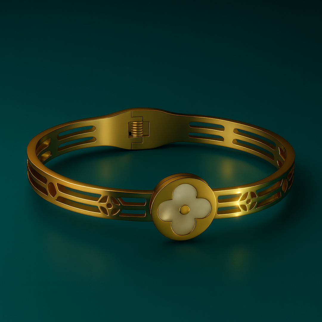 Meryll | Gold Plated Shell Filled Four-Leaf Clover Bangle Bracelet