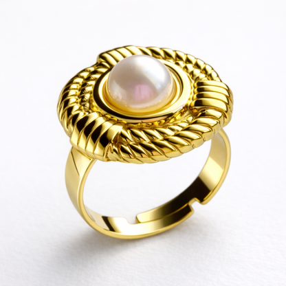 Zoe | Gold Plated Vintage Chunky Resizable Ring with a Round Pearl