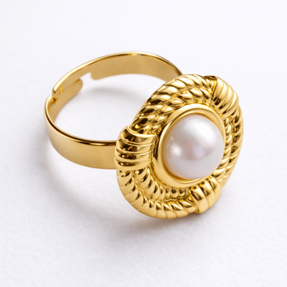 Zoe | Gold Plated Vintage Chunky Resizable Ring with a Round Pearl