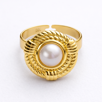 Zoe | Gold Plated Vintage Chunky Resizable Ring with a Round Pearl