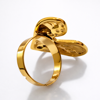 Avena | Gold-Plated Heart Hammered Resizeable Ring