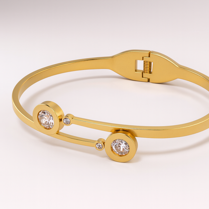 Steffi | 18K Gold Plated Roman Numeral Zircon Cuff Bracelet Bangle