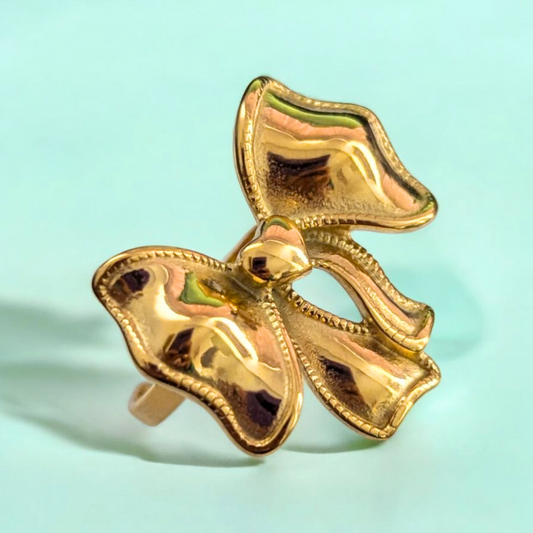 Estelle | Gold-Plated Ribbon Bow Resizable Ring