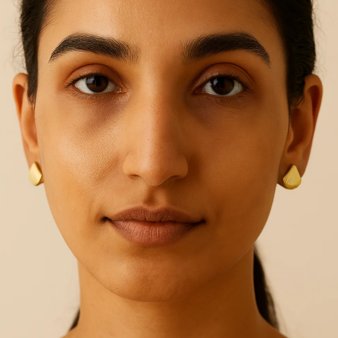 Lixie | 18K Gold-Plated Ribbed Sea Shell Waterproof Stud Earrings