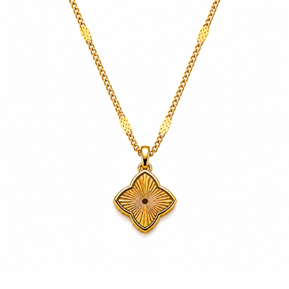 Zélie | Gold Plated Textured Four-Leaf Clover Necklace