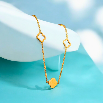 Elexia | Gold-Plated Four-Leaf Clover Pendant Necklace