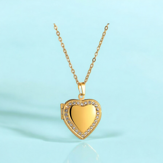 Inna | Gold Plated Heart Photo Frame Locket Pendant Chain Necklace