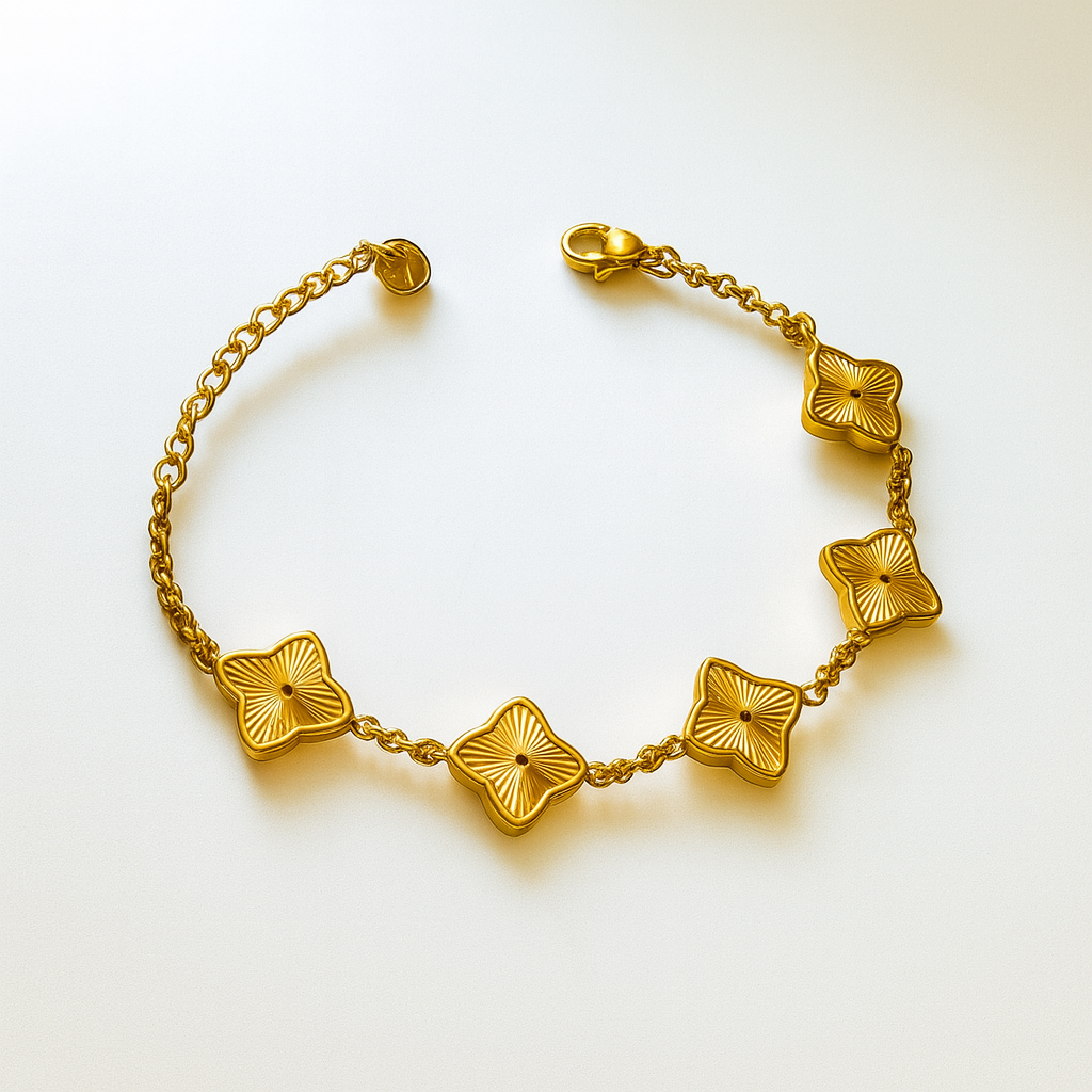 Clover Bracelet - 18K Gold Plated Waterproof Textured Clover Jewellery