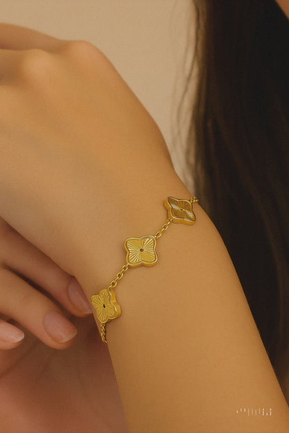 Clover Bracelet - 18K Gold Plated Waterproof Textured Clover Jewellery