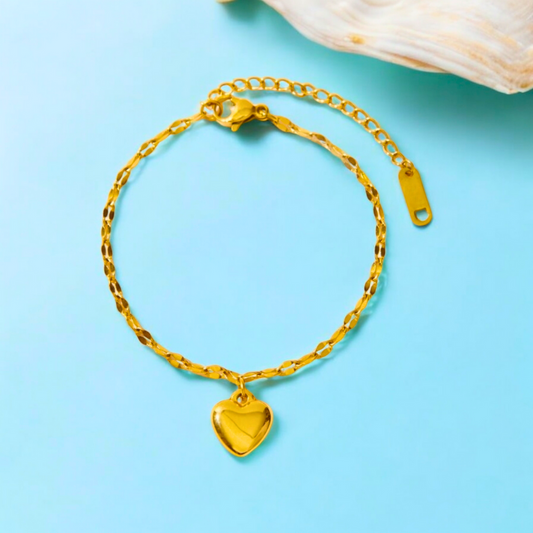 Zeta | Gold Plated Solid Love Heart Charm Bracelet