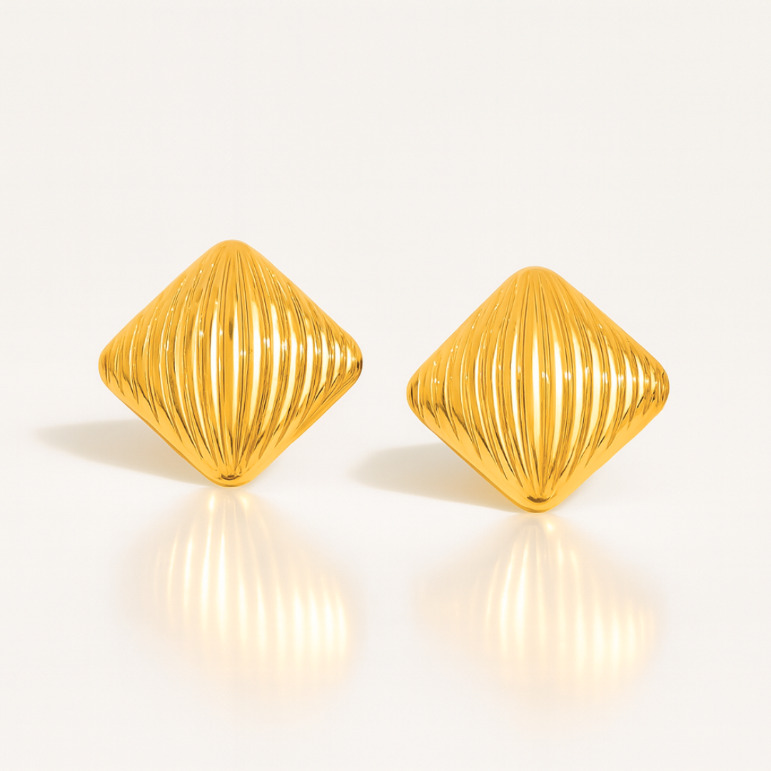 Orielle | Gold-Plated Vintage Ribbed Square Stud Earrings