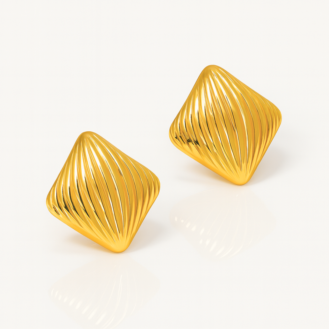 Orielle | Gold-Plated Vintage Ribbed Square Stud Earrings