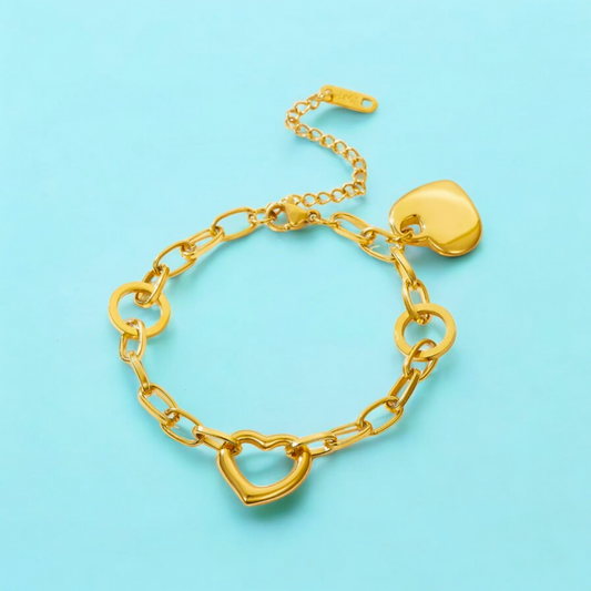 Venelle | Gold-Plated Heart Charm Chunky Bracelet