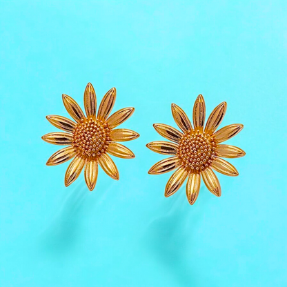 Gianna | Gold-Plated Sunflower Stud Earrings