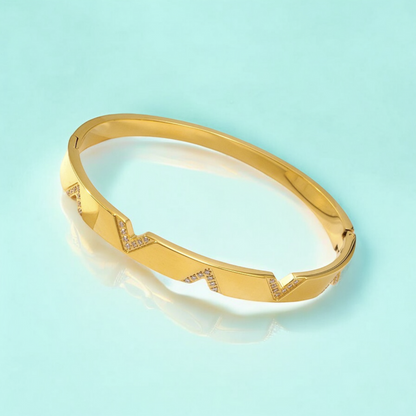 Vida | V-Cut Gold Plated Bracelet Bangle with Zircons