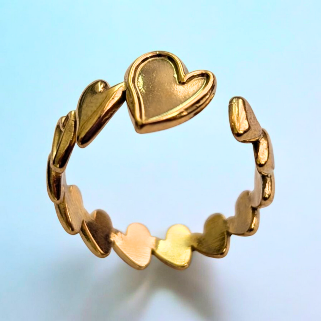 Cara | Gold-Plated Resizable Heart Ring