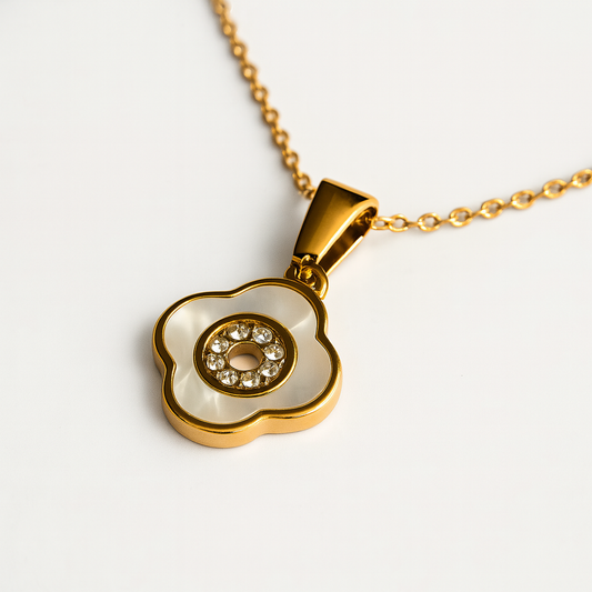 Nina | Gold (18K) Plated Shell Filled Four-Leaf Clover Waterproof Necklace with Zircons